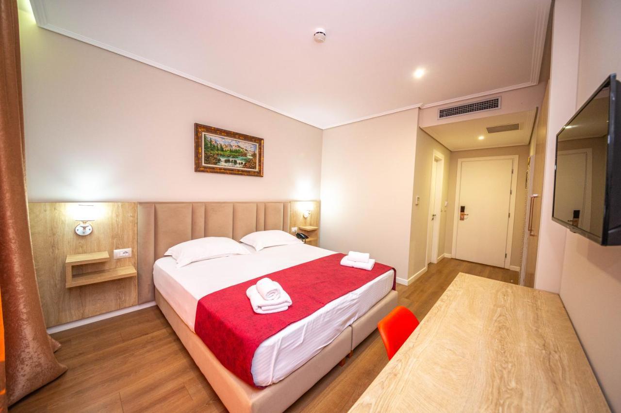Class Hotel Ksamil Eksteriør billede