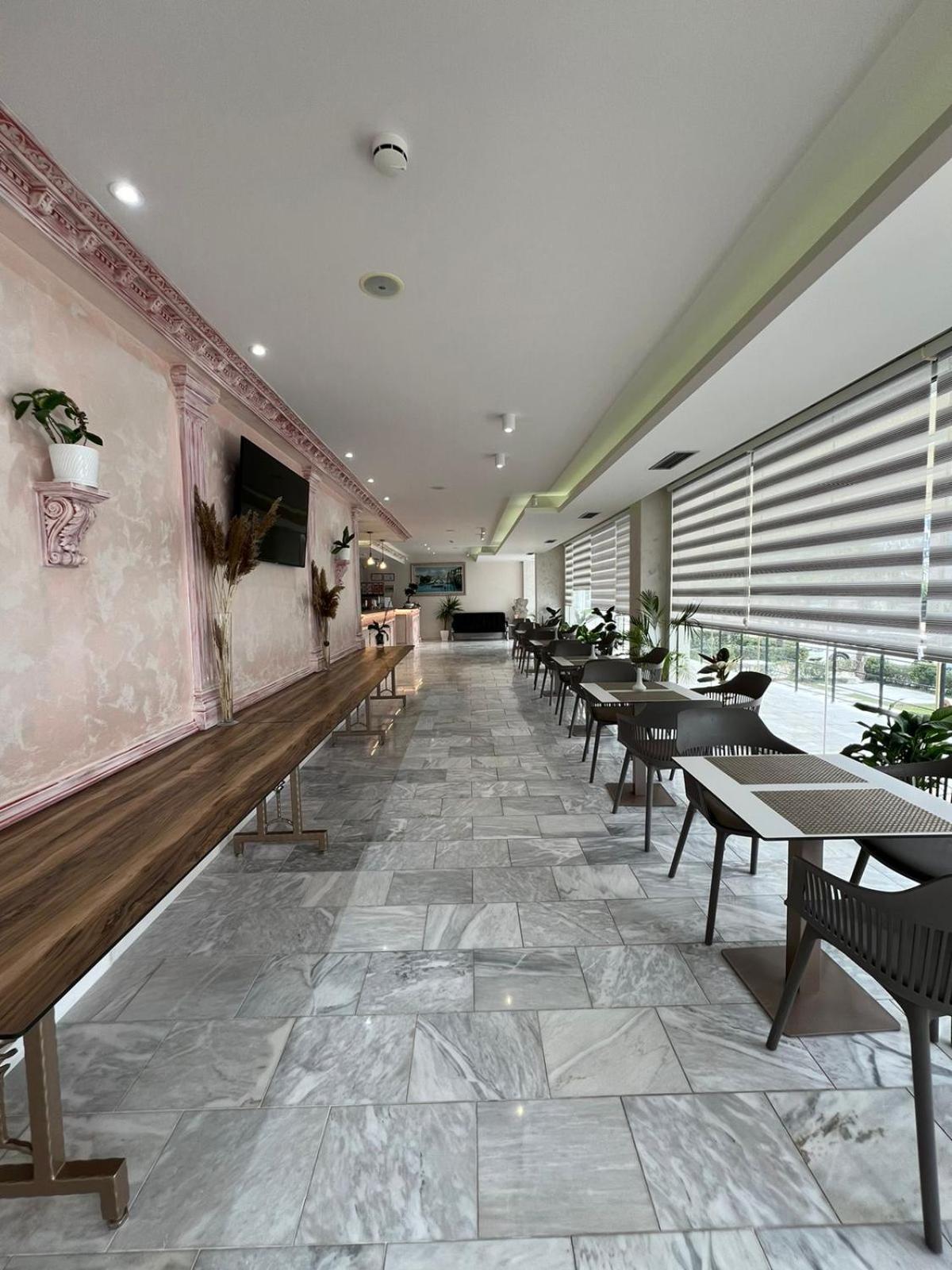 Class Hotel Ksamil Eksteriør billede