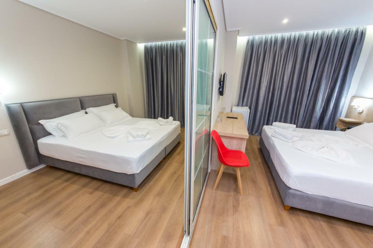 Class Hotel Ksamil Eksteriør billede