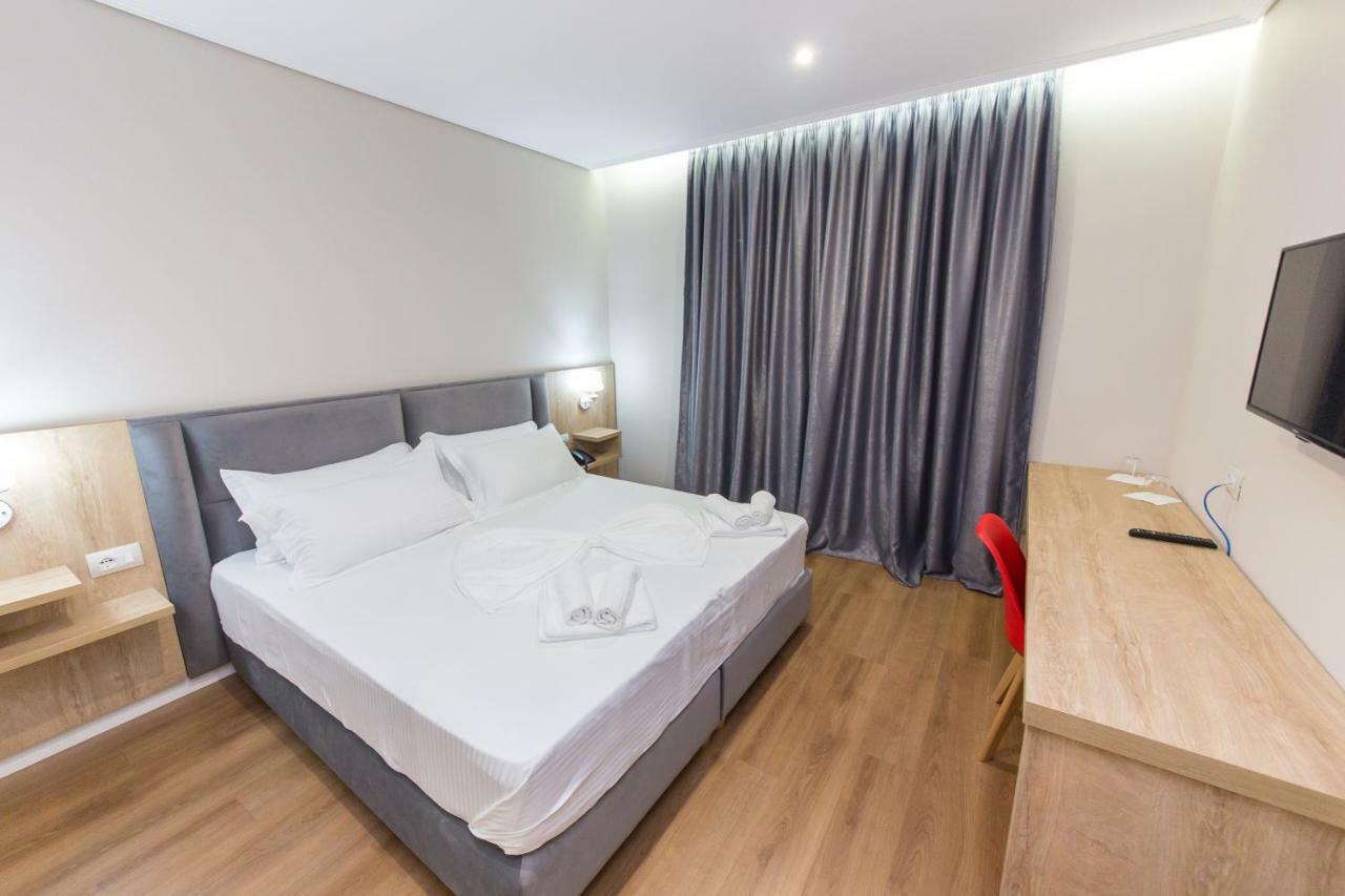 Class Hotel Ksamil Eksteriør billede