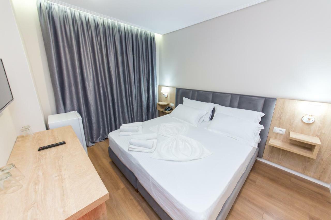 Class Hotel Ksamil Eksteriør billede
