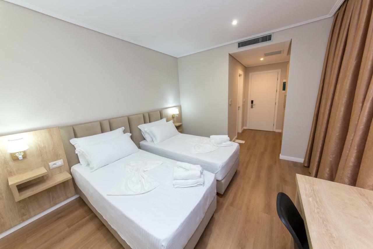 Class Hotel Ksamil Eksteriør billede